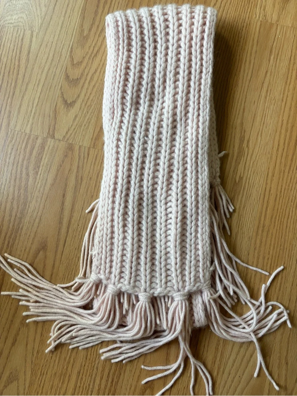 Banana Republic Pale Pink Ribbed Fringe Scarf